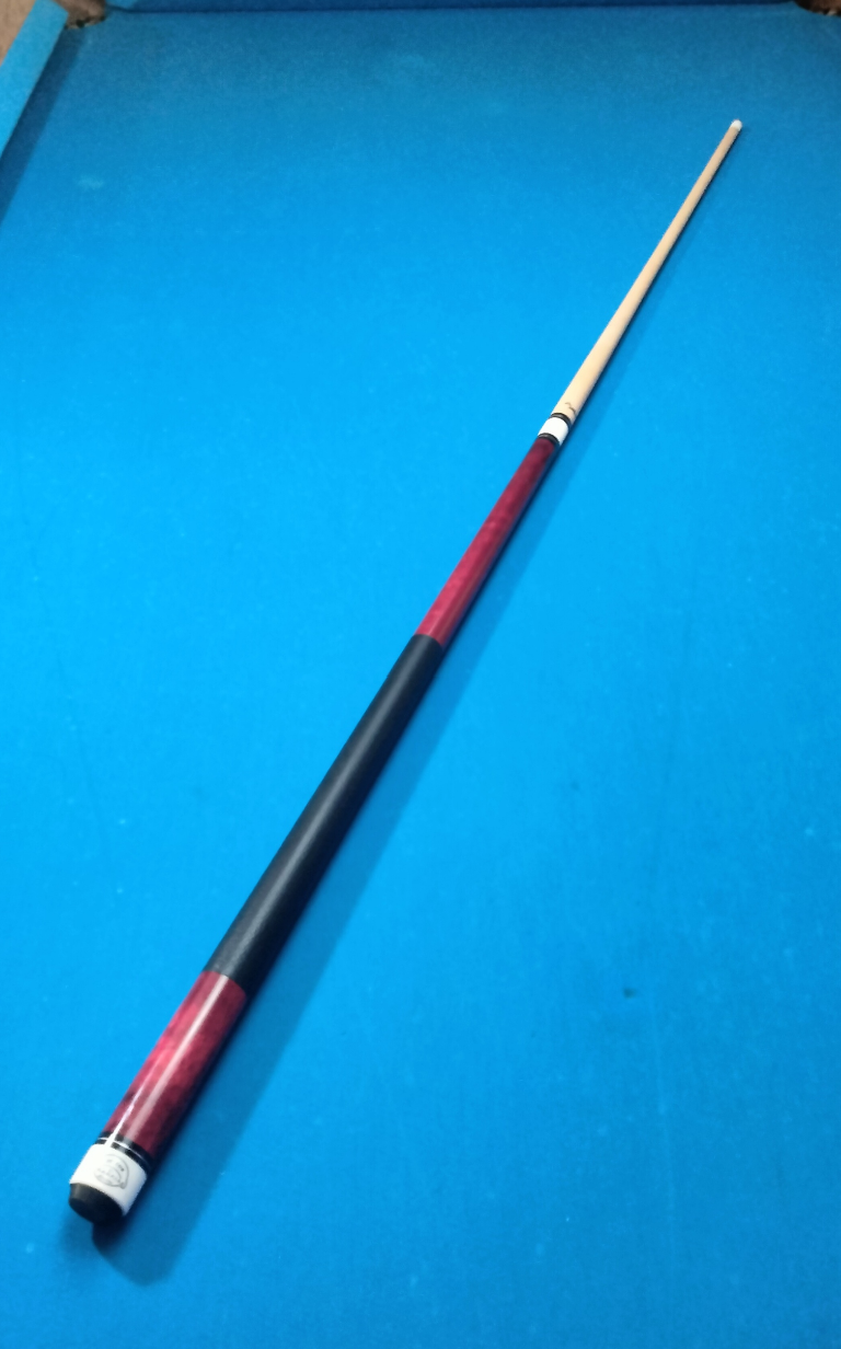 Champion ST14 Pool Cue – Burgundy | 12.5mm Pro Taper Shaft