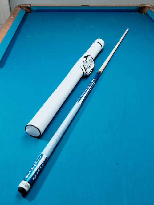Champion SC-9 White & Blue Pool Cue 12mm – Hard Case, Joint Protectors & Glove Included