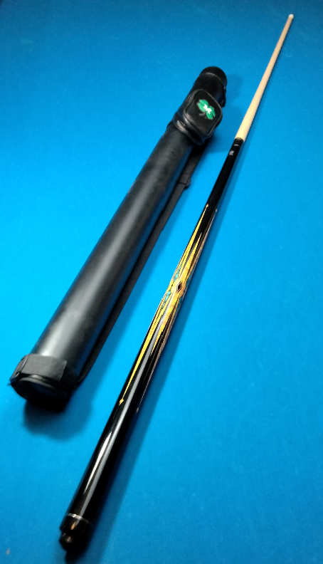 Lucky by McDermott L38 Pool Cue – Includes McDermott Hard Case
