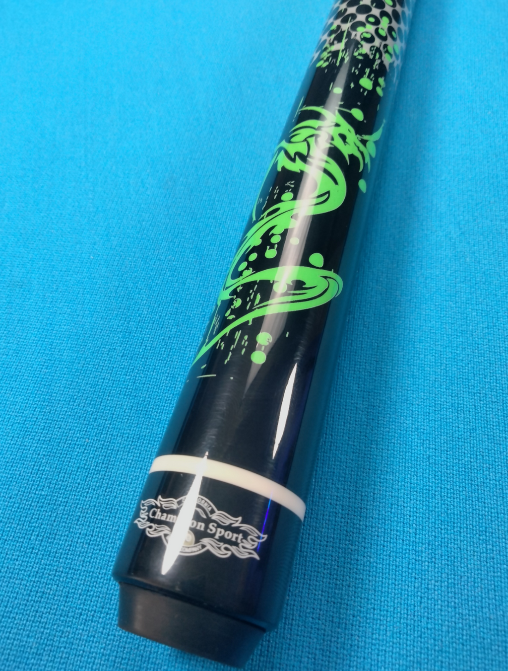 Champion DL3 -Green Dragon Pool Cue