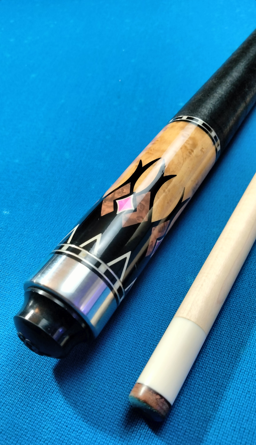 McDermott Star ST06 Pool Cue – Vintage 2009 Edition