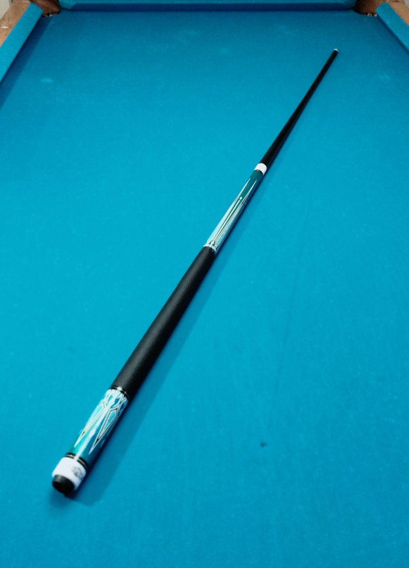 Champion 9-A5 Carbon Fiber 12.4mm Uni-Loc Pool Cue