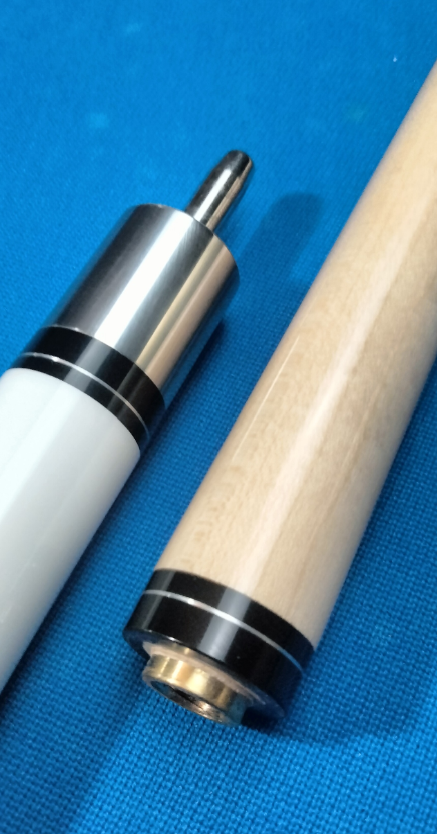 Champion DL2 Ice Dragon 12.5mm Uni-Loc Pool Cue + Joint Protectors