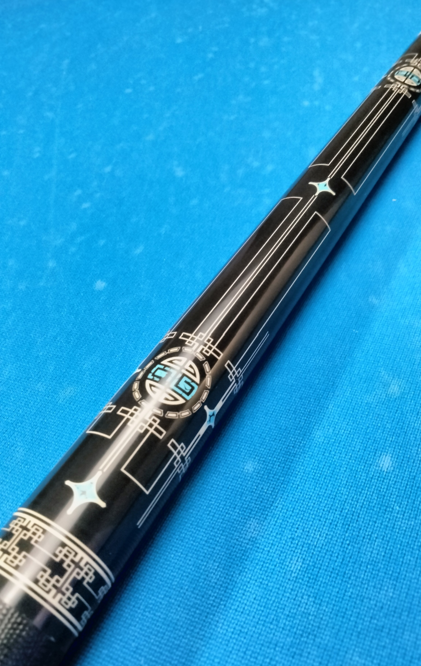 Champion Gator KL9 12.4mm Carbon Fiber Pool Cue – Uni-Loc Joint